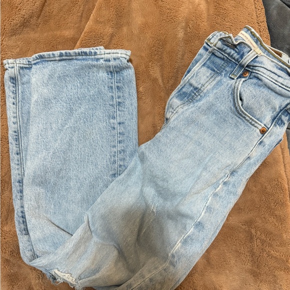 Levi's Premium Ribcage Straight Jeans - Light Blue - Picture 4 of 6